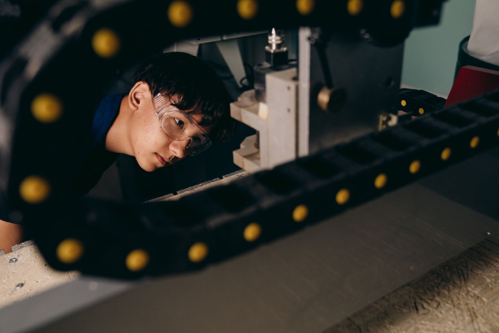 Analyse d'une assurance bris de machine avec un courtier en assurance